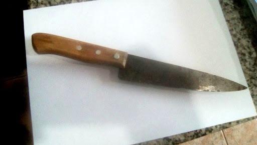 Entre tapas e Beijos: Ex apanha e ainda é ameaçado com faca em Três Lagoas Entre tapas e Beijos: Ex apanha e ainda é ameaçado com faca em Três Lagoas
