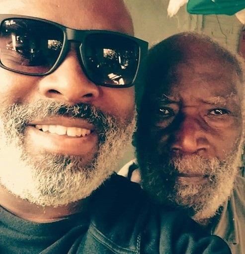 31 dias após perder a mãe, vereador Renée comunica a morte do pai nas redes sociais 