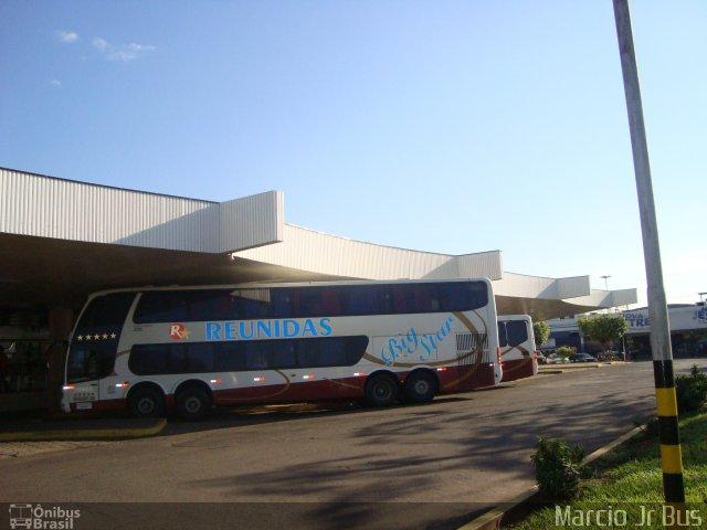 Ninguém entra nem sai de Três Lagoas de ônibus ou vans