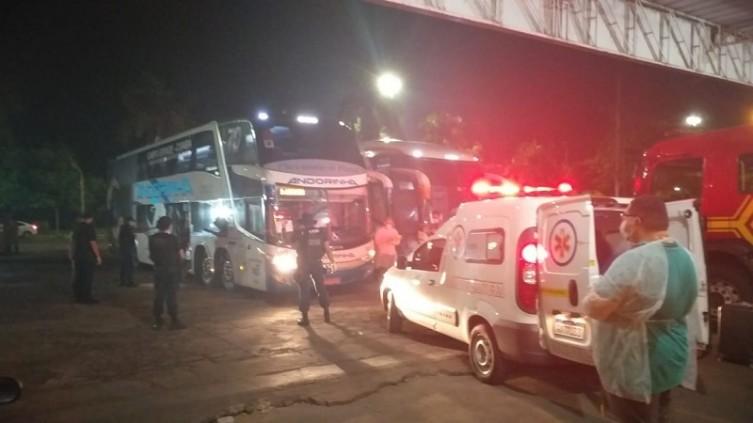 Ônibus é parado com passageira suspeita de ter contraído coronavírus 