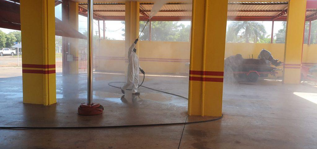 COVID-19: Corpo de Bombeiros de Três Lagoas realiza pulverização em seu quartel COVID-19: Corpo de Bombeiros de Três Lagoas realiza pulverização em seu quartel