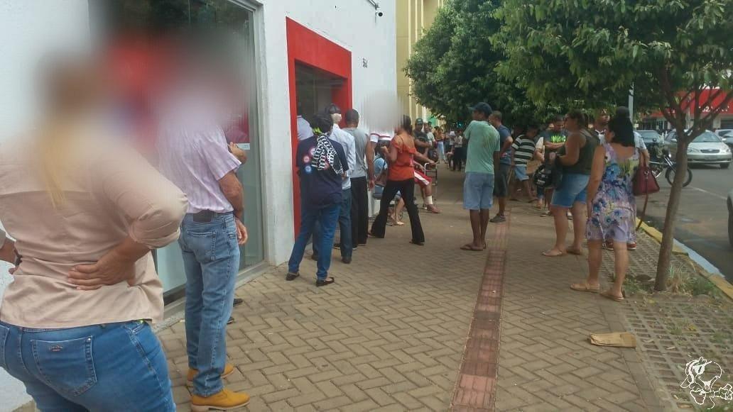 Bancos passam a atender de forma presencial apenas com hora marcada em Três Lagoas Bancos passam a atender de forma presencial apenas com hora marcada em Três Lagoas