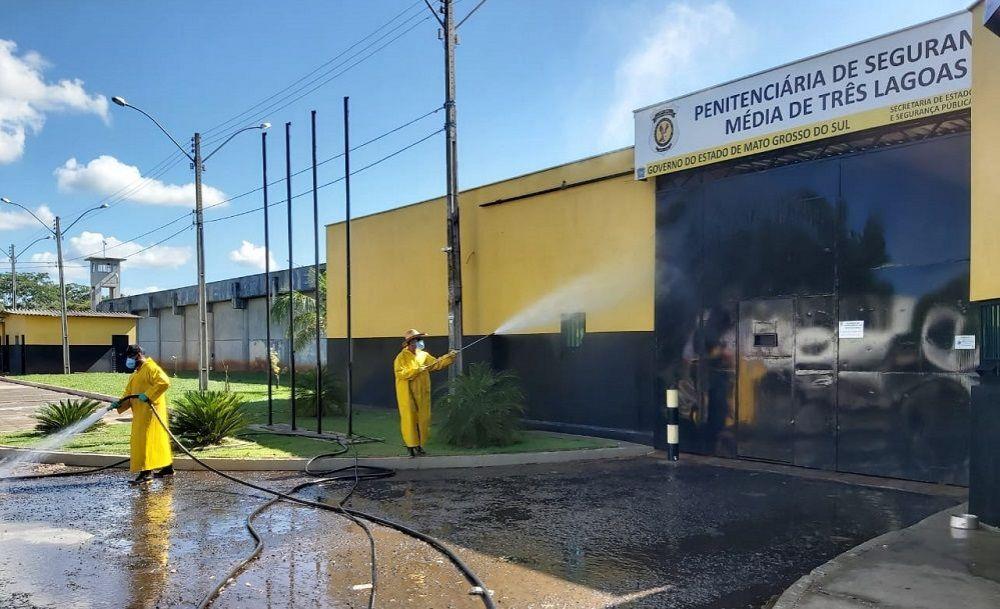 Higienização no presídio de Três Lagoas é realizada para minimizar os efeitos da pandemia