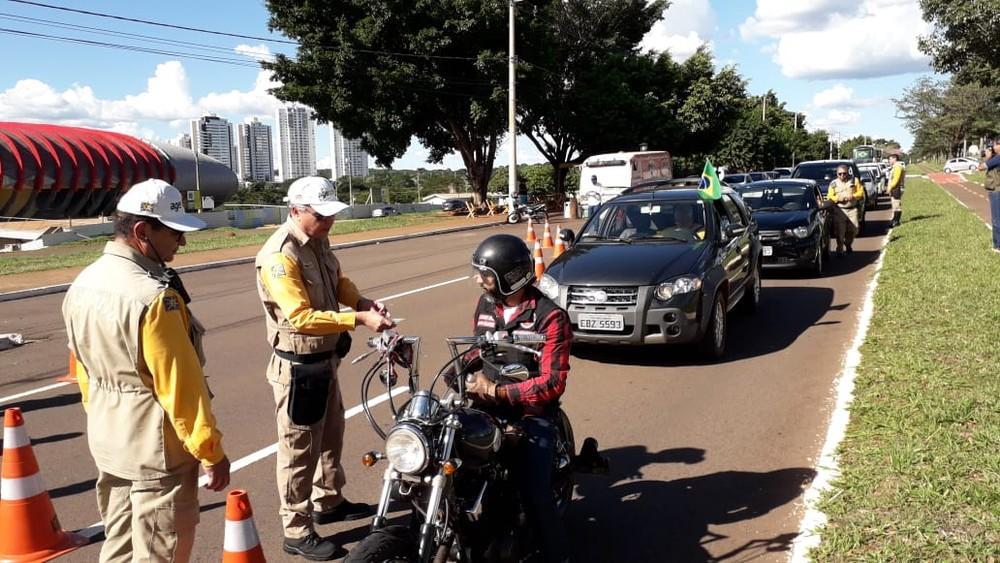 Justiça de Campo Grande proíbe carreatas e passeatas durante pandemia do coronavírus