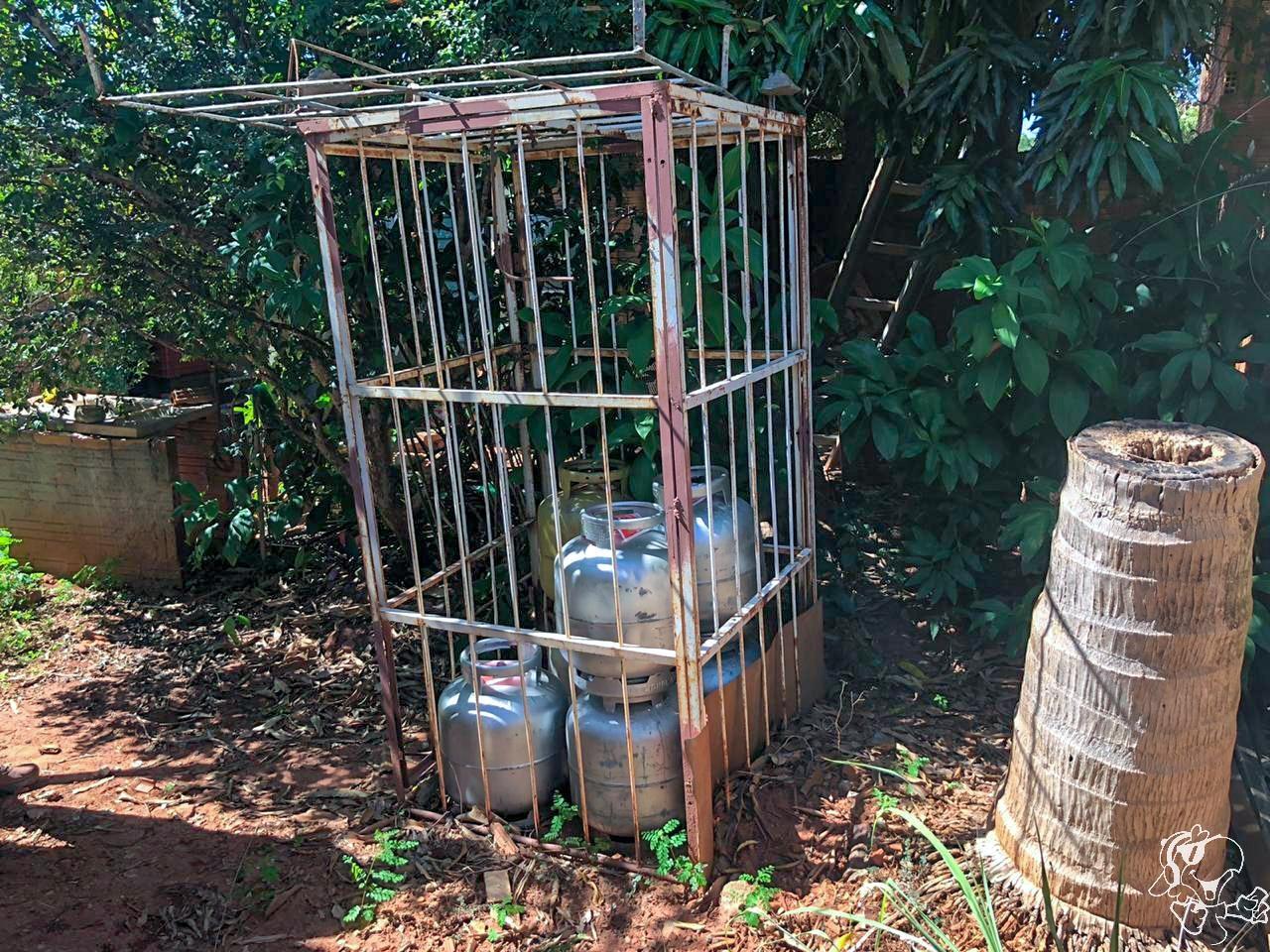 Polícia Civil fecha depósito clandestino de gás e prende homem por receptação