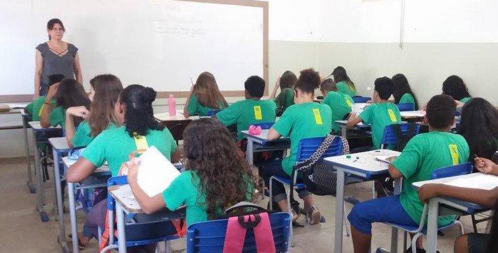 Professores temporários da rede estadual não terão contratos suspensos durante férias Professores temporários da rede estadual não terão contratos suspensos durante férias