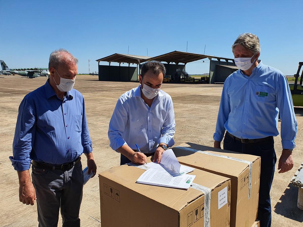 Saúde de Três Lagoas ganha reforço com doação de oito respiradores e 4 mil máscaras N95