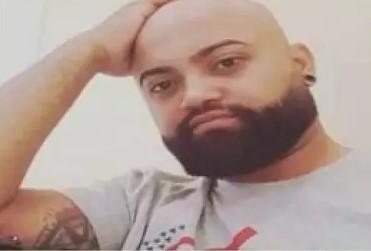 Mecânico perde controle de motocicleta, bate cabeça na guia e morre 