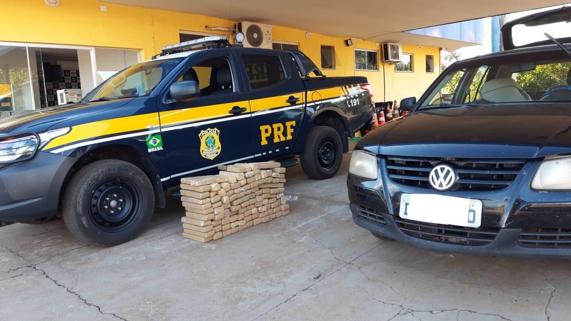 Motorista que transportava drogas na BR-262 receberia R$ 10 mil pelo transporte Motorista que transportava drogas na BR-262 receberia R$ 10 mil pelo transporte
