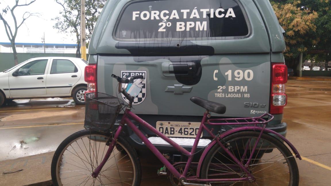 Bicicleta furtada há 4 anos é apreendida com menor no Paranapungá 