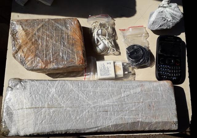 Droga arremessada em presídio iria para interno do Pavilhão IV
