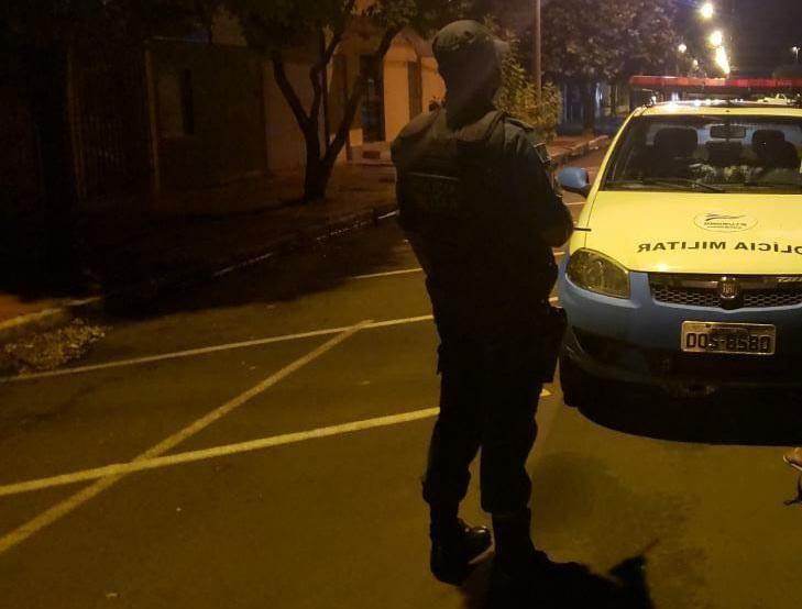 Covid-19: Polícia acaba com festa na madrugada e organizador é levado para a delegacia 