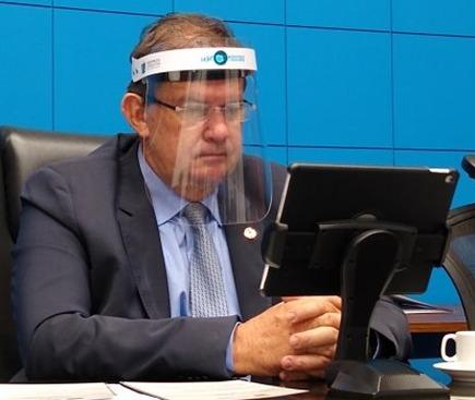 "Foi uma decisão sábia e a melhor para o Brasil", diz Eduardo Rocha sobre prorrogação das eleições