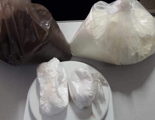 Mulher é presa tentando entrar no estabelecimento penal com drogas em Três Lagoas