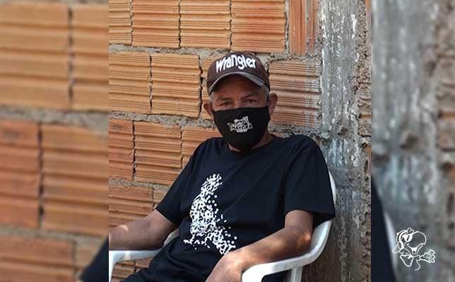 Sem água e sem comida, pedreiro pede ajuda devido à tantas necessidades 