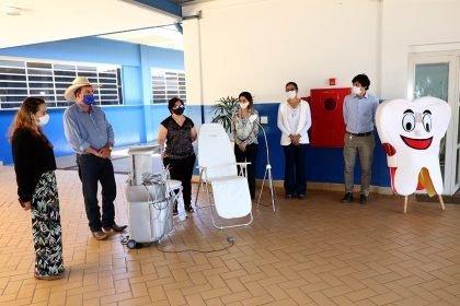 Consultório portátil leva atendimento odontológico para pacientes com dificuldade de locomoção