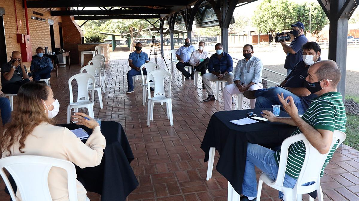 Covid-19: Prefeitura e Ministério Público se reúnem com líderes religiosos de Três Lagoas Covid-19: Prefeitura e Ministério Público se reúnem com líderes religiosos de Três Lagoas