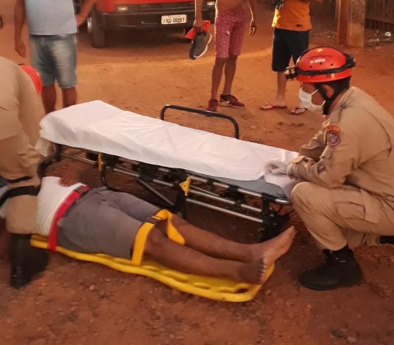 Motociclista socorrido pelos bombeiros neste domingo teve traumatismo craniano 
