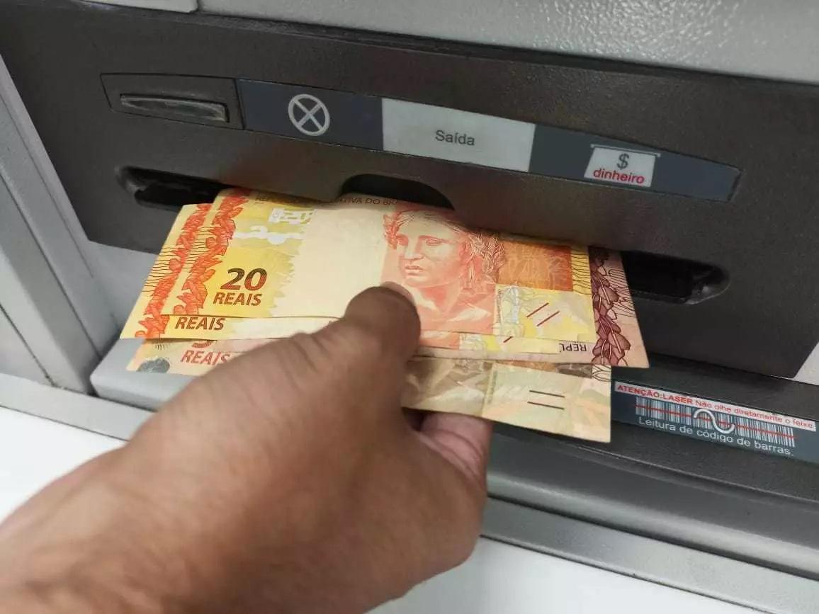 Caixa libera hoje saque para nascidos em fevereiro e do Bolsa Família 