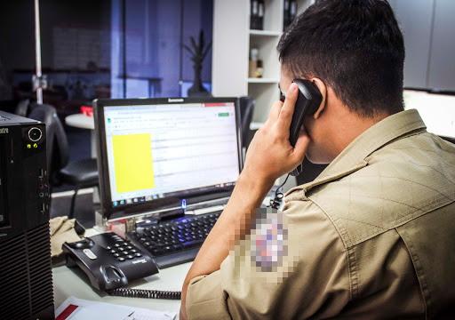 Orientações feitas em telefone de emergência seguida de resgate salva criança que engasgou com objeto sólido 