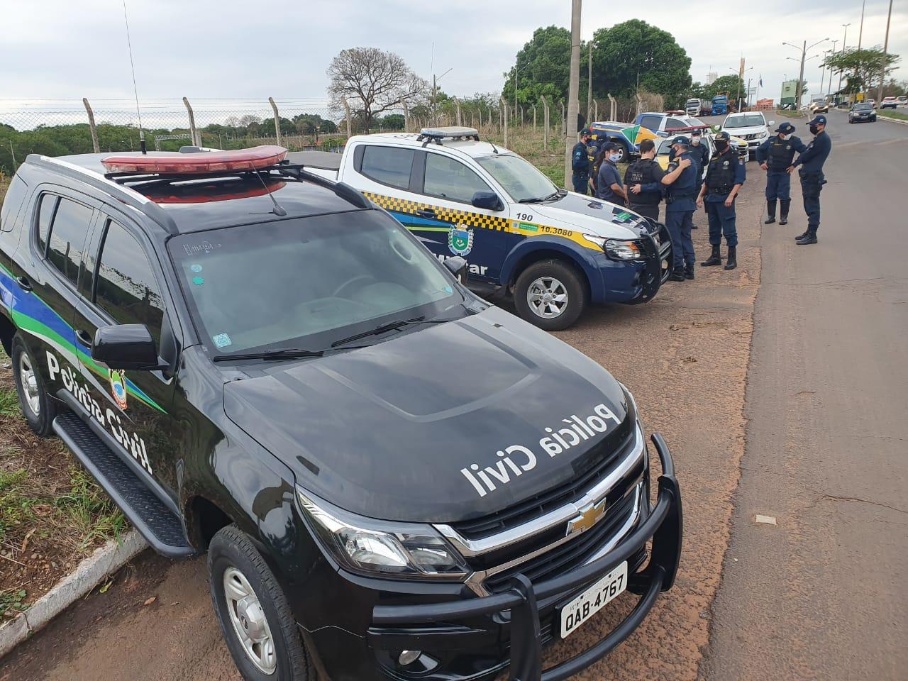 Polícia de Três Lagoas "fecha barreira" e faz operação em Jupiá; ação envolve policiais de 4 Estados Polícia de Três Lagoas
