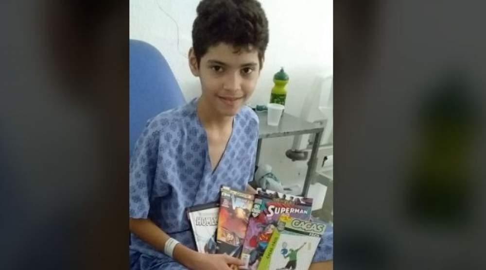 Em velório, amigos e parentes se despedem do estudante Richarlison Em velório, amigos e parentes se despedem do estudante Richarlison