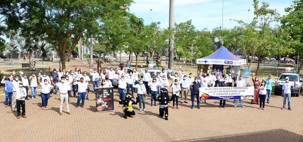 Prefeitura promoveu ação de mobilização contra o Aedes aegypti no Centro de Três Lagoas