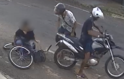 Polícia procura por bandidos que assaltaram e agrediram covardemente mulher que seguia para o trabalho