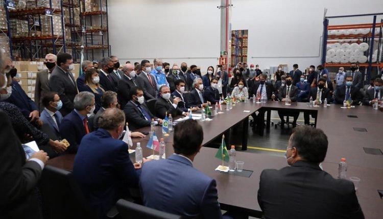 Vacinas chegam em MS nesta segunda e campanha deve ter início às 16 horas