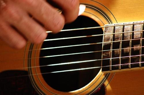 Aulas de música são oferecidas a população gratuitamente em Três Lagoas Aulas de música são oferecidas a população gratuitamente em Três Lagoas