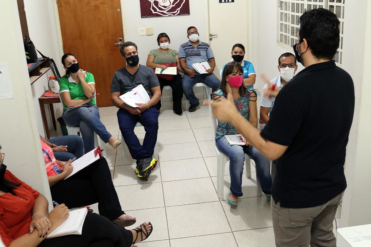 Família Acolhedora realiza capacitação para novas famílias em Três Lagoas