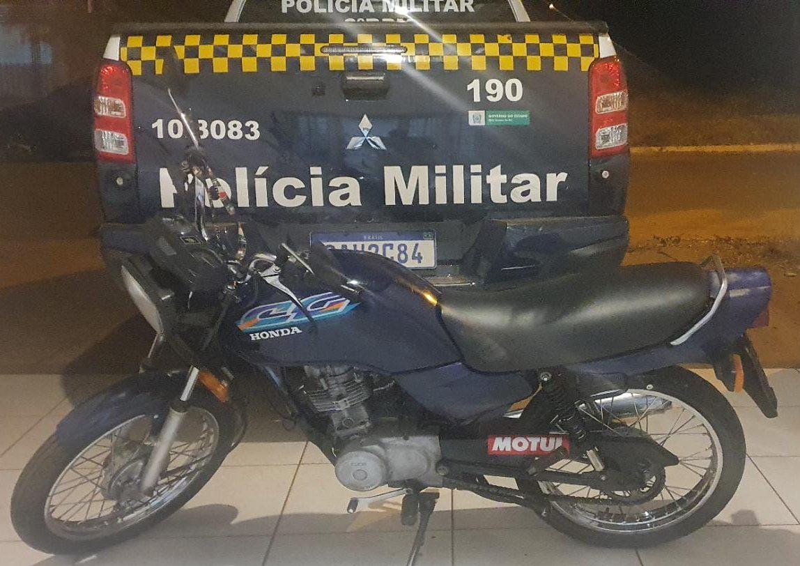 Polícia Militar apreende veículo com adulteração de sinal identificador Polícia Militar apreende veículo com adulteração de sinal identificador