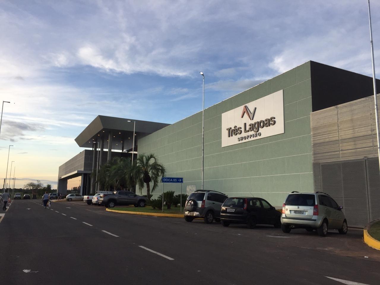 Acervo Permanente de Obras de Arte de artistas três-lagoenses serão expostos no Shopping TL