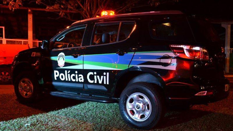 Irmão vai visitar homem e o encontra morto em cadeira e suspeita é de envenenamento