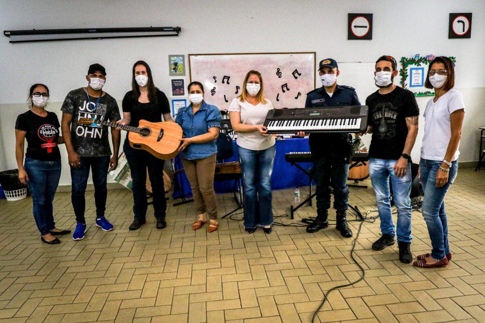 Assistência Social recebe doação de novos instrumentos musicais pela Empresa Suzano