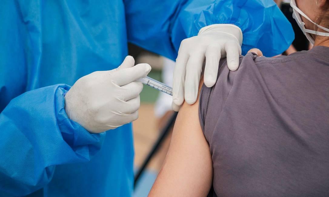 Cidades de MS dispensam doses por já terem vacinado 100% com a 1ª dose contra covid-19