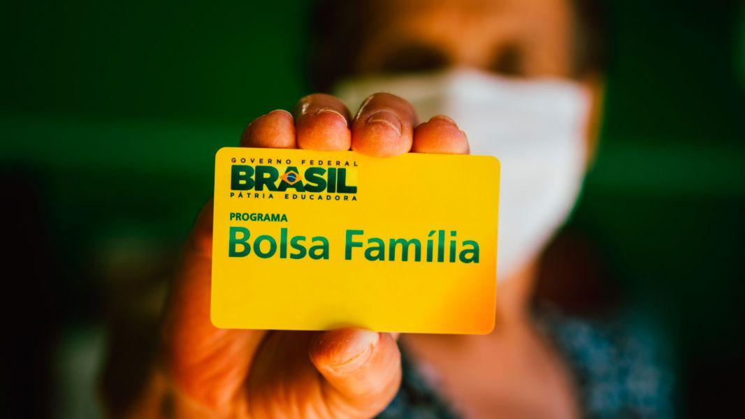 Governo avalia incluir vale gás a beneficiários do novo Bolsa Família Governo avalia incluir vale gás a beneficiários do novo Bolsa Família