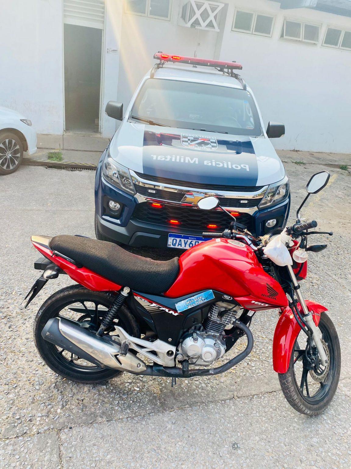 Polícia Militar de Corumbá recupera motocicleta no bairro Popular Nova Polícia Militar de Corumbá recupera motocicleta no bairro Popular Nova