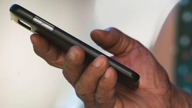Por aplicativo, golpistas ‘limpam’ conta bancária e homem perde R$ 14 mil em MS