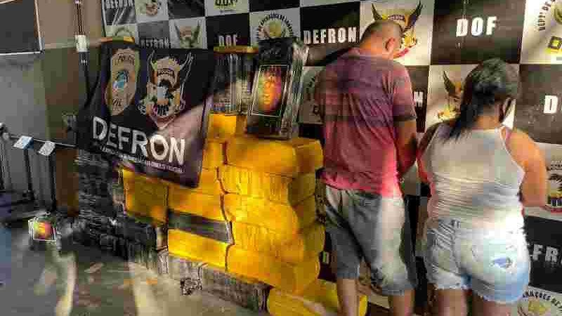 Preso com quase 700 quilos de maconha, ‘casal do tráfico’ abastecia usuários do Paraná