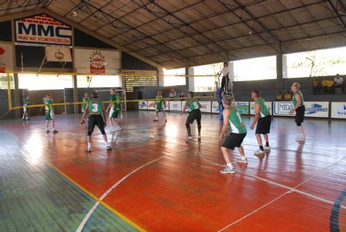 Projeto esportivo para Melhor Idade continua com vagas abertas em Três Lagoas