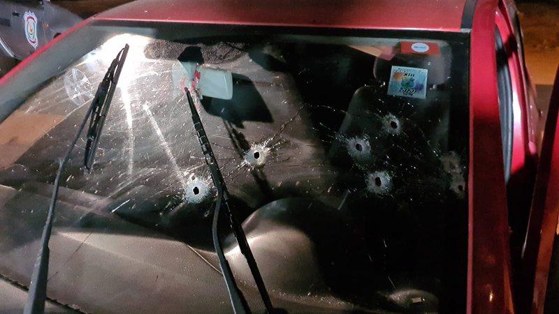 Três execuções em 12h: homem morre por pistoleiros ao chegar em casa na fronteira de MS Três execuções em 12h: homem morre por pistoleiros ao chegar em casa na fronteira de MS