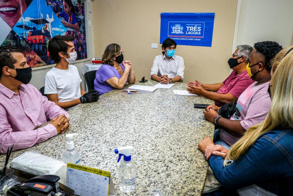 Membros são empossados no Primeiro Conselho Municipal da Diversidade Sexual LGBT em TL