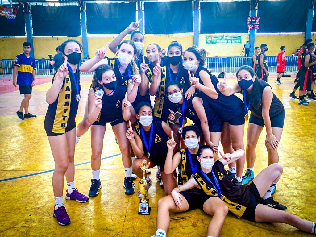 Meninas de Três Lagoas surpreendem na final e são campeãs estaduais Meninas de Três Lagoas surpreendem na final e são campeãs estaduais