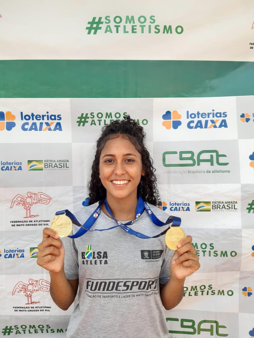 Atleta Ana Laura estabelece recorde estadual em duas modalidades do atletismo
