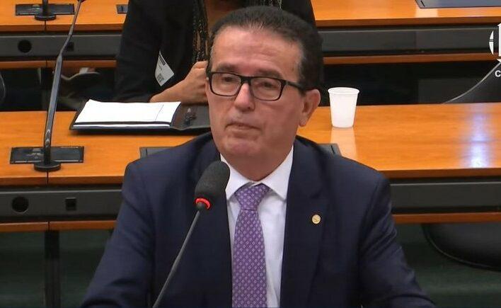 Deputado de SC diz que Mato Grosso do Sul fica na região Sul durante sessão na Câmara Deputado de SC diz que Mato Grosso do Sul fica na região Sul durante sessão na Câmara