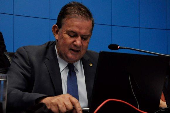 Eduardo Rocha apresenta indicação em que solicita reparos urgentes na BR-158