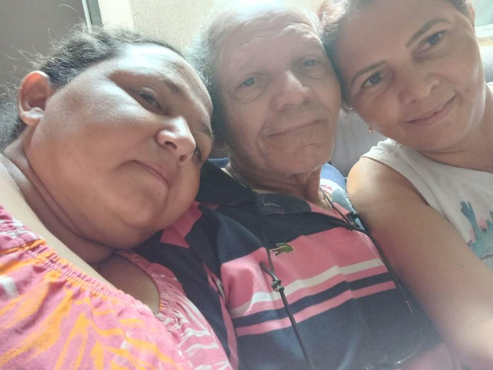 Filhas reencontram pai em MS 39 anos após ele sair de Pernambuco para trabalhar: Filhas reencontram pai em MS 39 anos após ele sair de Pernambuco para trabalhar: 'Feliz, feliz demais'