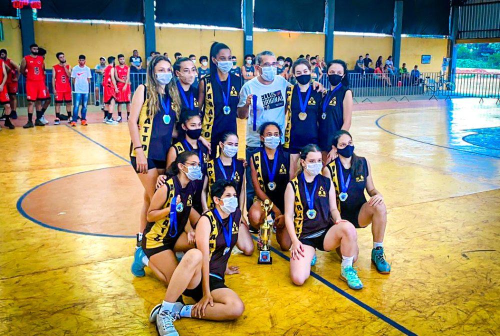 Meninas de Três Lagoas surpreendem na final e são campeãs estaduais