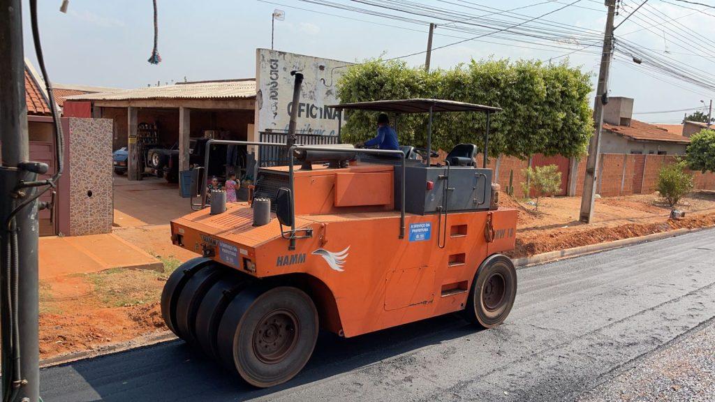 Obras do bairro Jardim Glória entram na fase de pavimentação